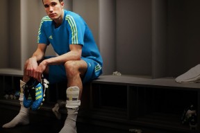 九游官网-德罗赞表现不稳定，球队进攻端受限，德罗赞50佳球