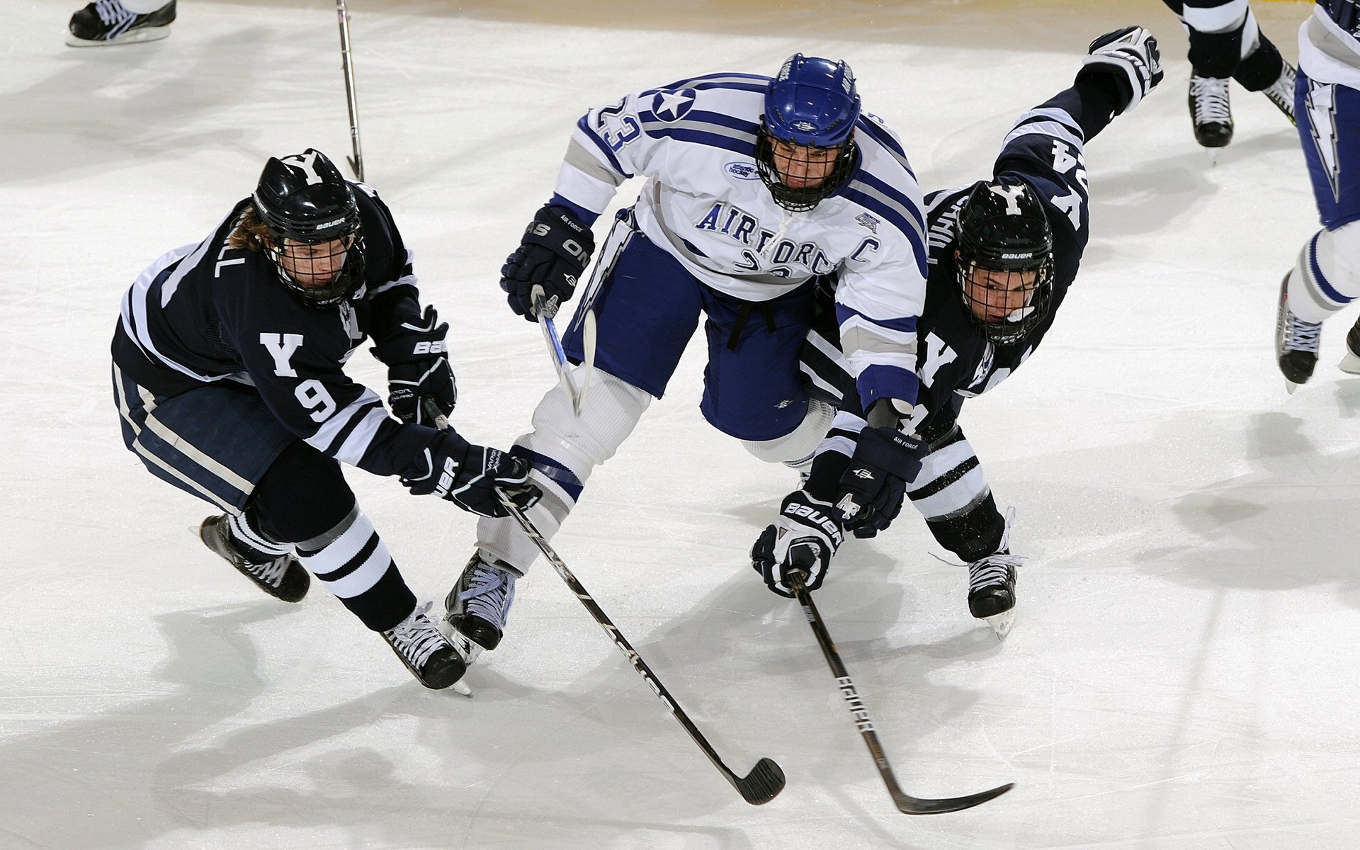 9体育-足球大数据分析助力球队战术优化，足球大数据分析软件哪个好用